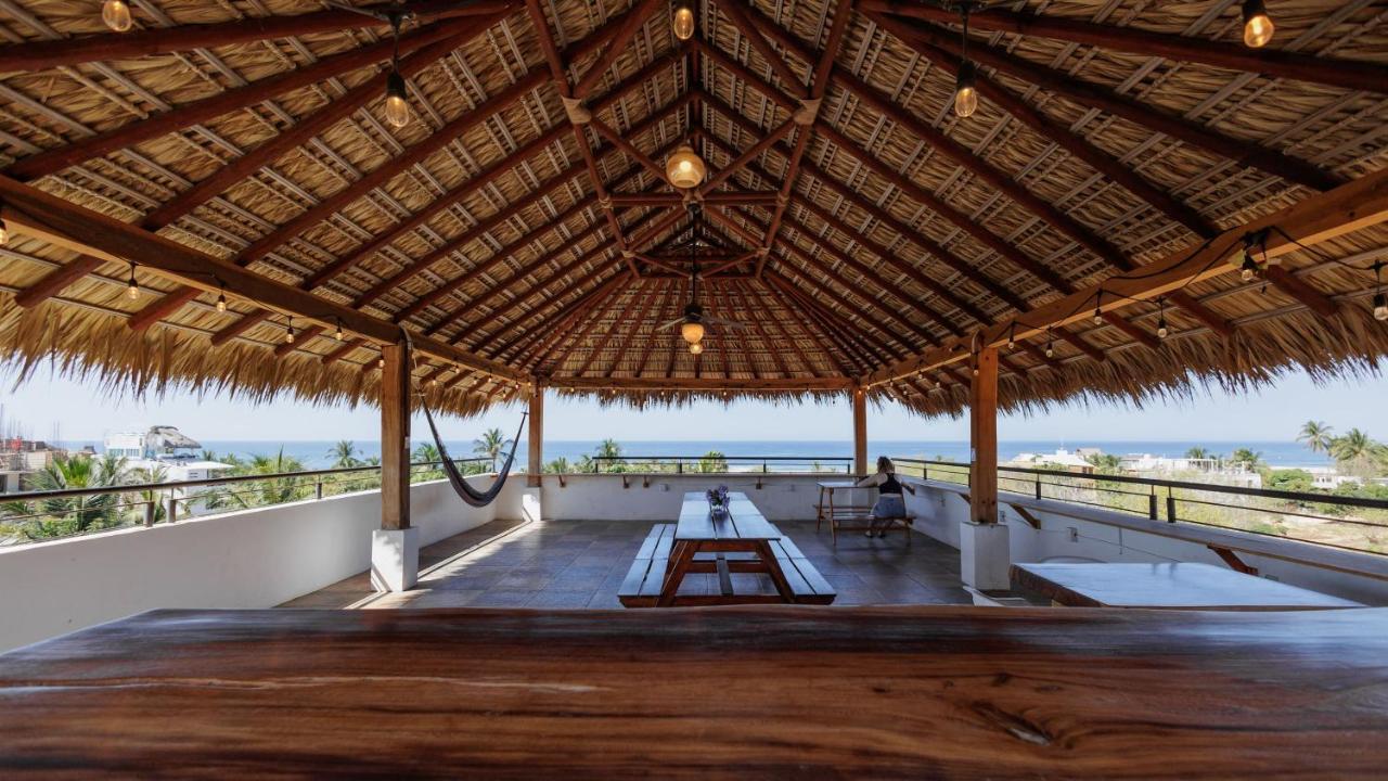 Ostello Surfnest Tamarindos Brisas de Zicatela Esterno foto